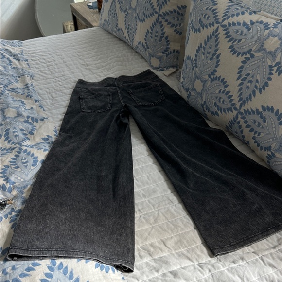 HALARA Charcoal Denim wide leg Jean M Petite - Picture 7 of 8